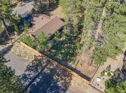 2744 Santa Claus Drive, South Lake Tahoe, CA 96150 Photo