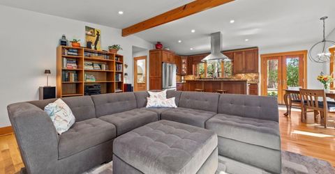 2744 Santa Claus Drive, South Lake Tahoe, CA 96150 Photo