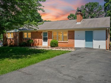 113 Hydaway Drive, Forest, VA 24551