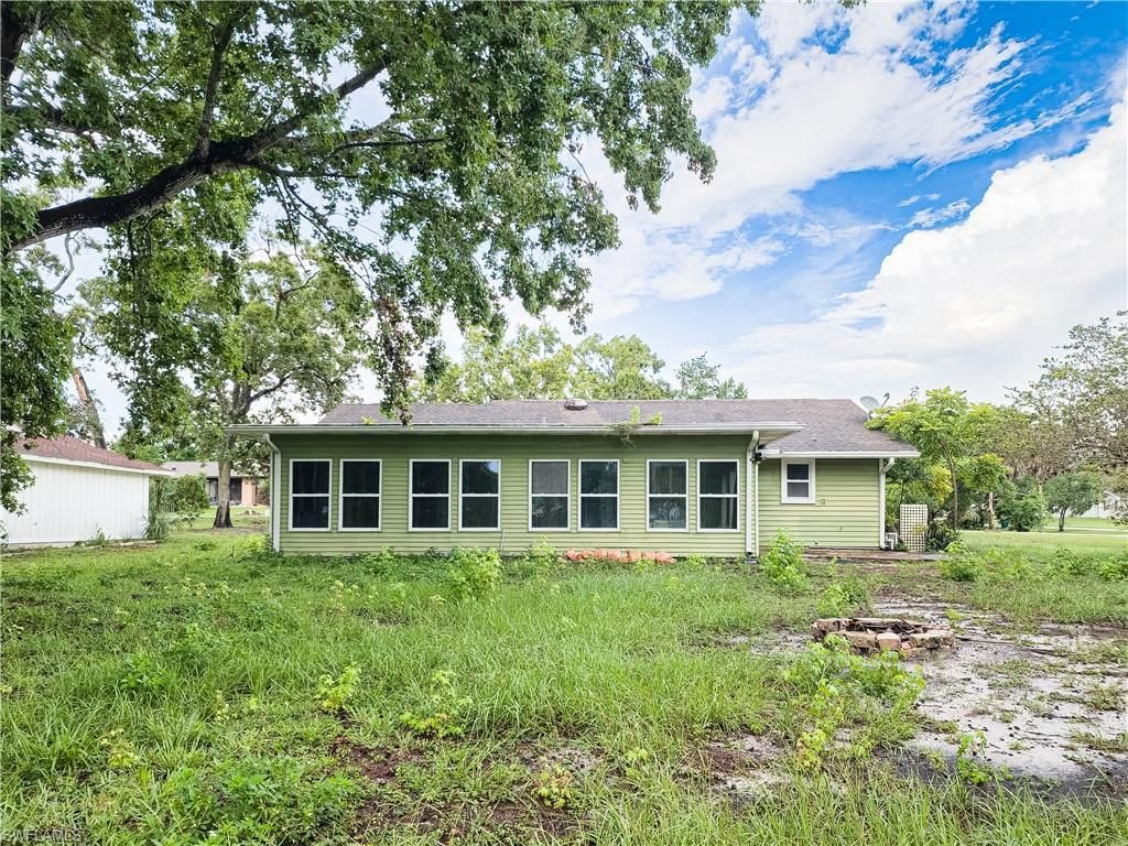 7425 Galloway Rd , Weeki Wachee, FL 34613 Photo