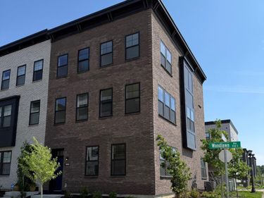 906 Woodlawn Avenue, Unit I, Saint Paul, MN 55116