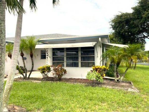 1152 Circle Drive, Unit D, Delray Beach, FL 33445