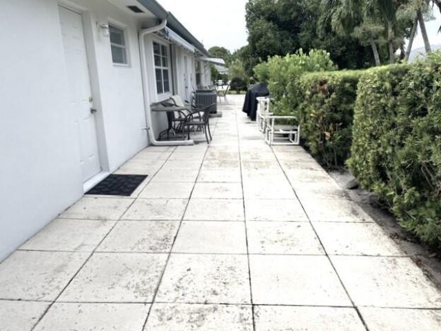 1152 Circle Drive, Unit D, Delray Beach, FL 33445 Photo