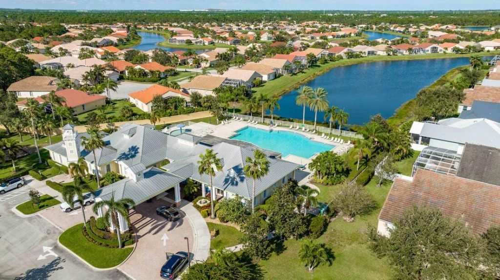 205 NW Magnolia Lakes Boulevard, Port Saint Lucie, FL 34986 Photo