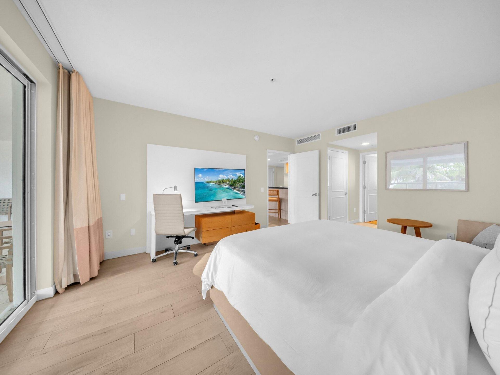 505 N Fort Lauderdale Beach Boulevard, Unit #221, Fort Lauderdale, FL 33304 Photo