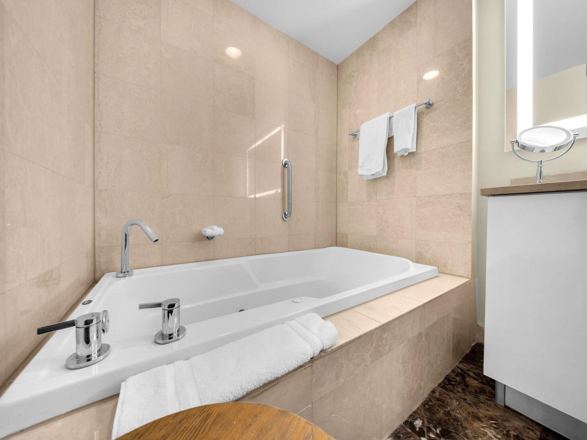 505 N Fort Lauderdale Beach Boulevard, Unit #221, Fort Lauderdale, FL 33304 Photo