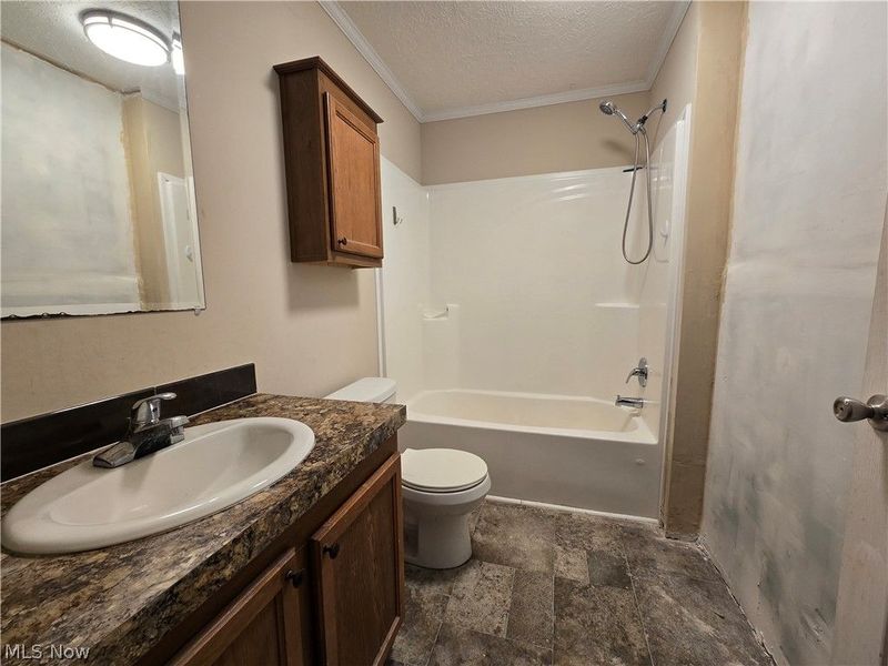 12048 Nicki Lane, Chardon, OH 44024 Photo 9