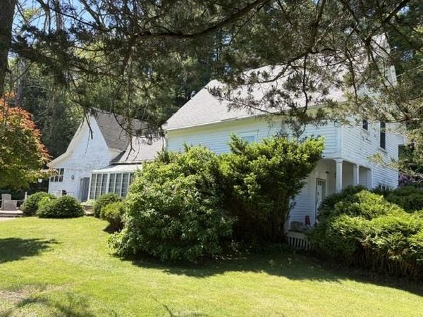 1 Loan Street, Londonderry, NH 03053