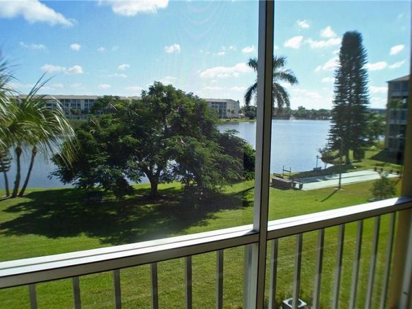 3668 LAKE BAYSHORE DRIVE, Unit K-325, BRADENTON, FL 34205