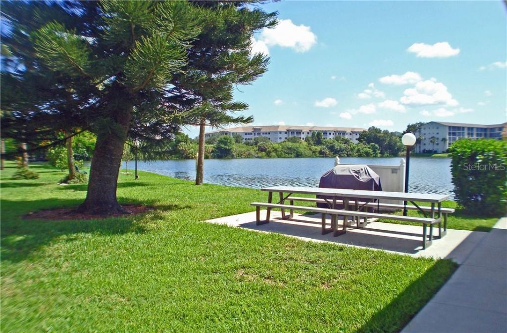 3668 Lake Bayshore Drive, Unit K-325, Bradenton, FL 34205 Photo