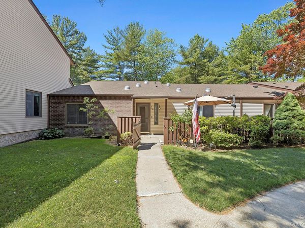 364 Woodland Court, Coram, NY 11727