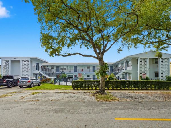 3510 Harrison Street, Unit 4, Hollywood, FL 33021