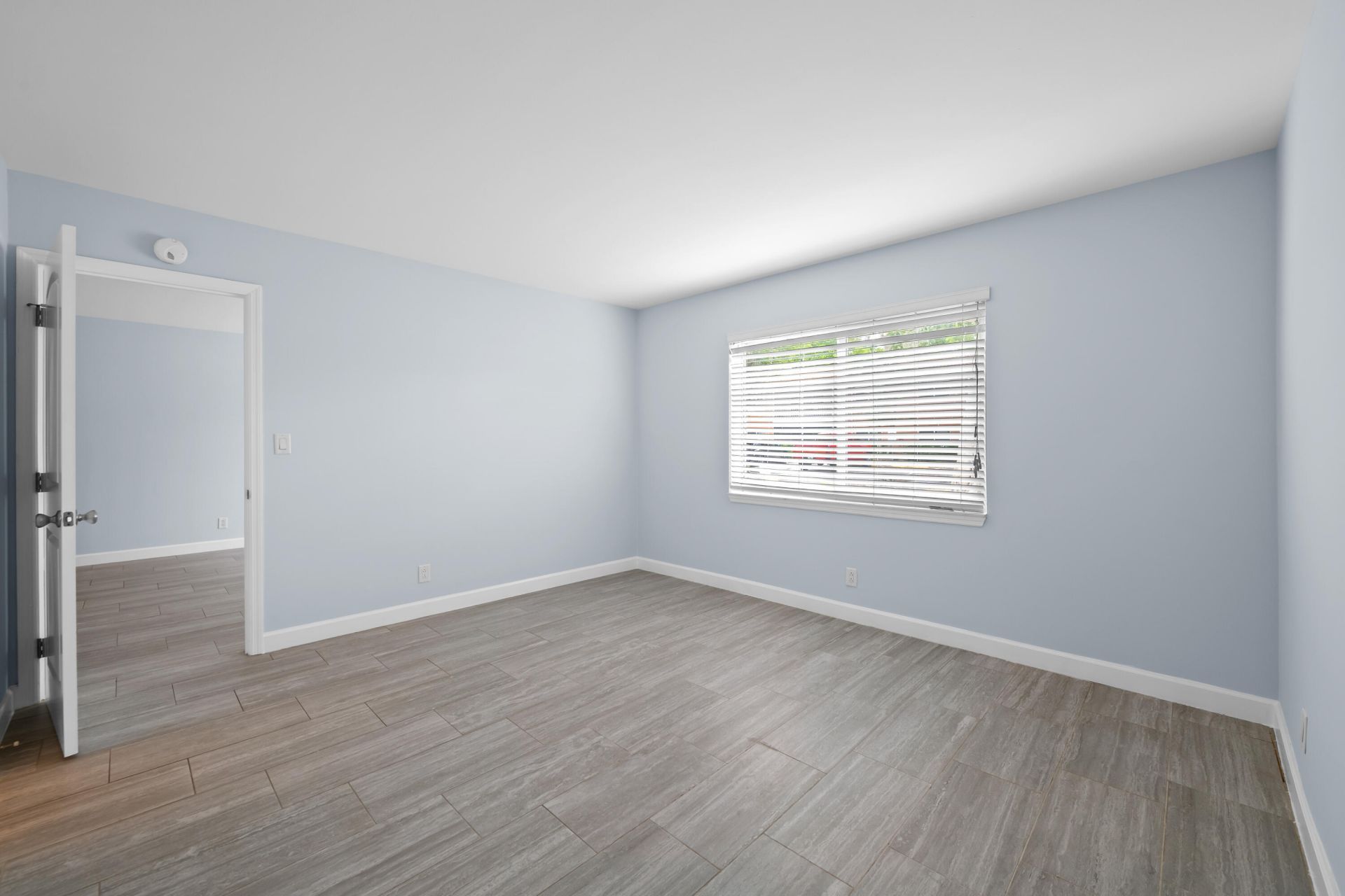 9 NE 19th Court, Unit C110, Wilton Manors, FL 33305 Photo