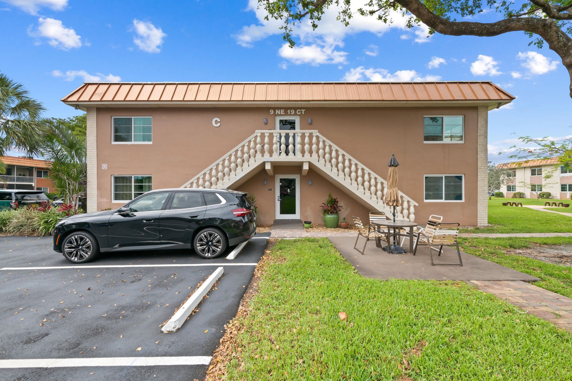9 NE 19th Court, Unit C110, Wilton Manors, FL 33305 Photo