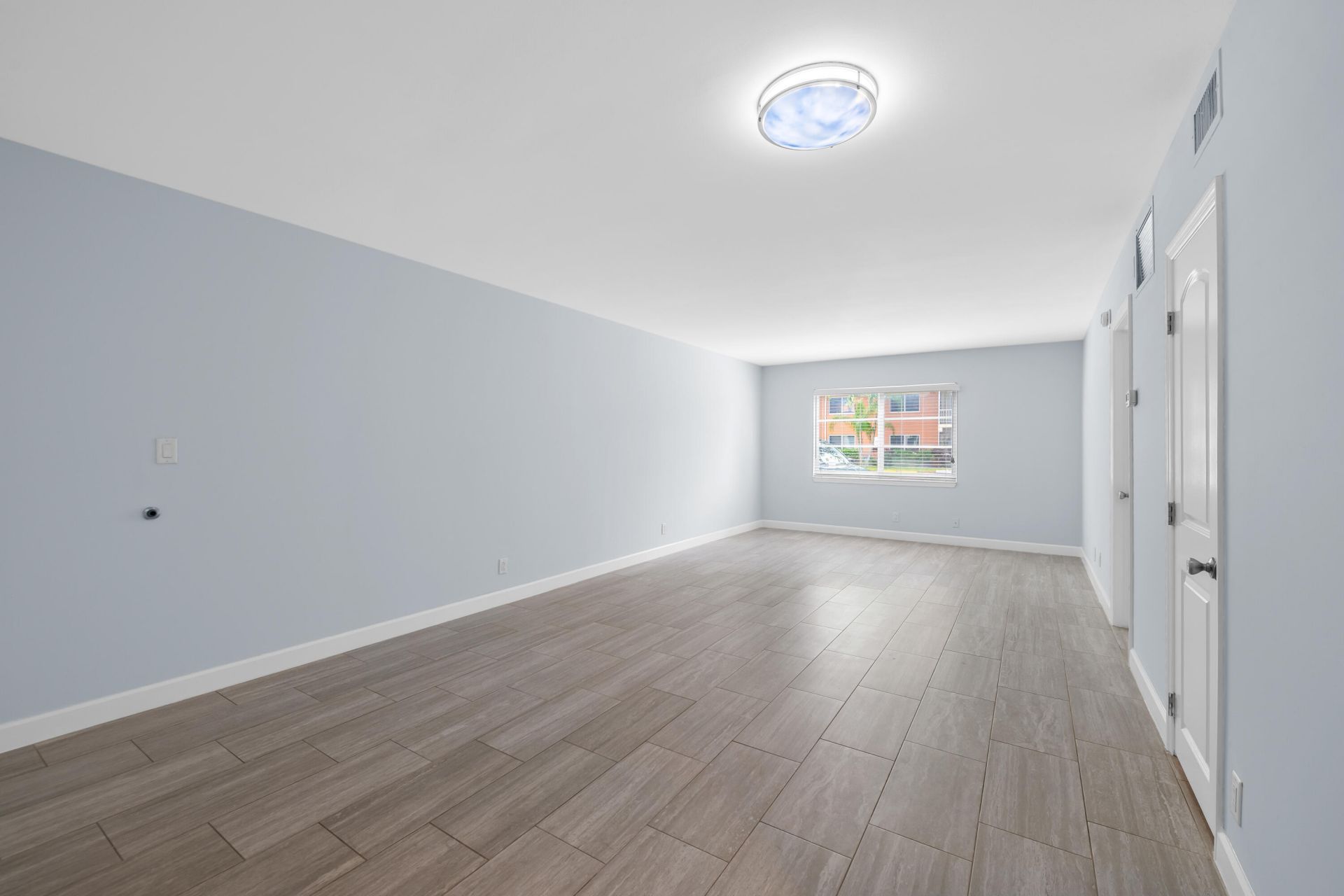 9 NE 19th Court, Unit C110, Wilton Manors, FL 33305 Photo