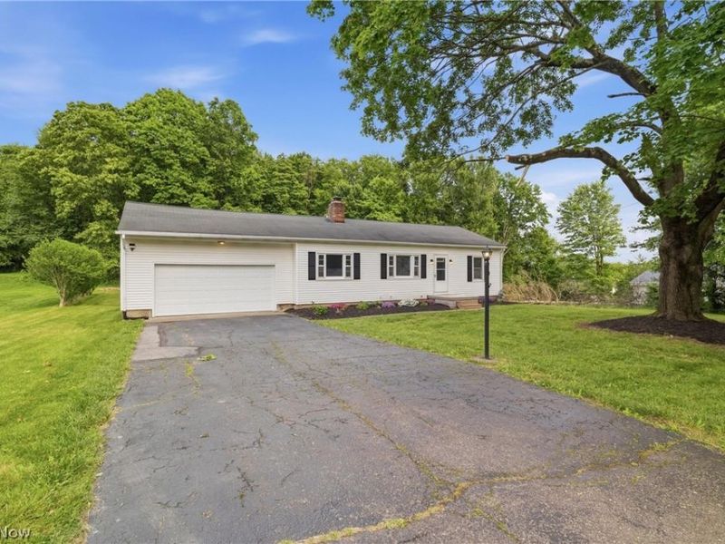 4443 Hilltop Drive, New Franklin, OH 44203 Photo 2