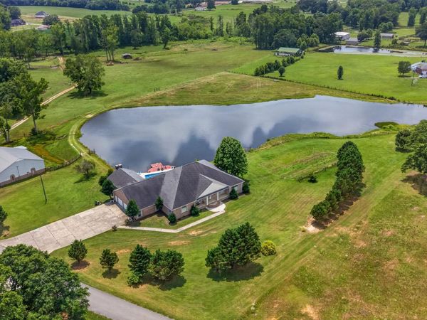 383 Ross Road, Boaz, AL 35956