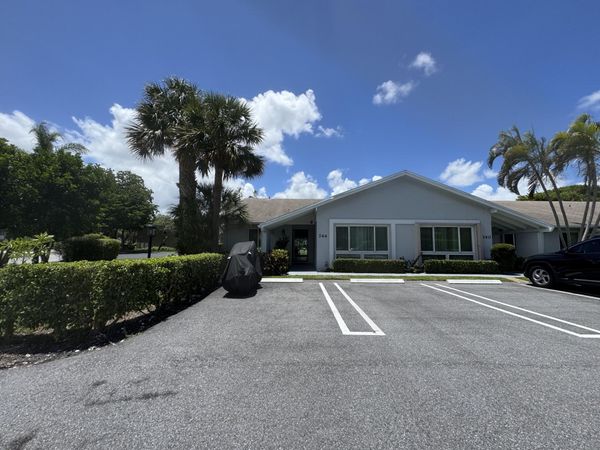 744 Lago Road, Unit 1f, Delray Beach, FL 33445