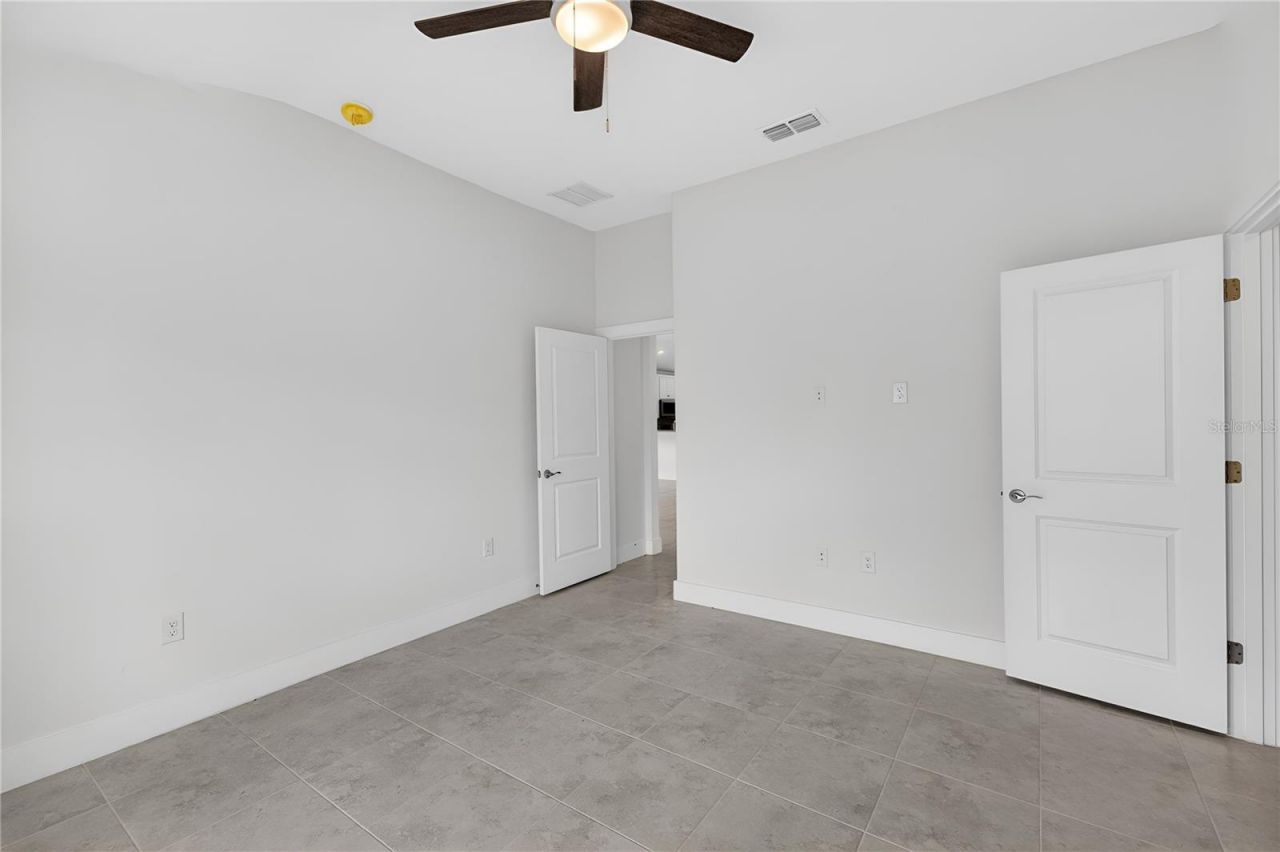 573 Rose Apple Circle, Port Charlotte, FL 33954 Photo