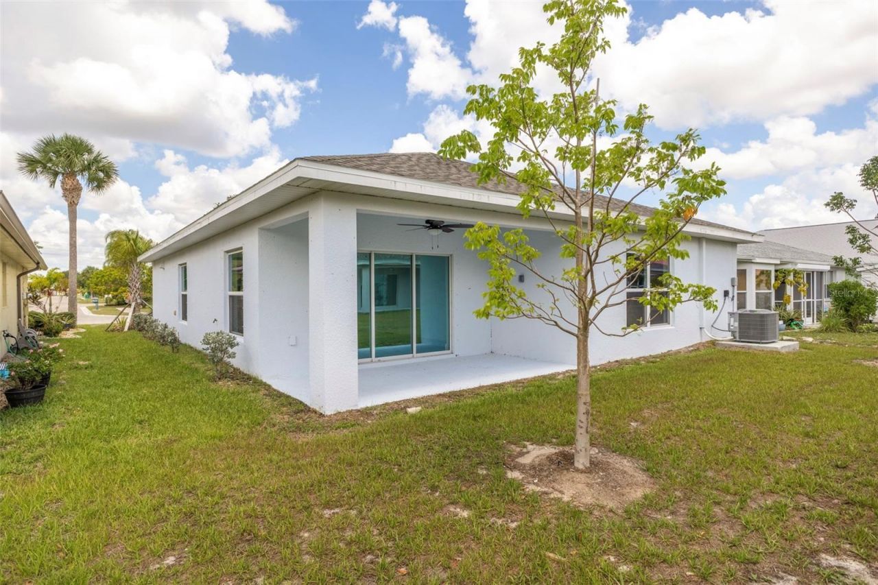 573 Rose Apple Circle, Port Charlotte, FL 33954 Photo
