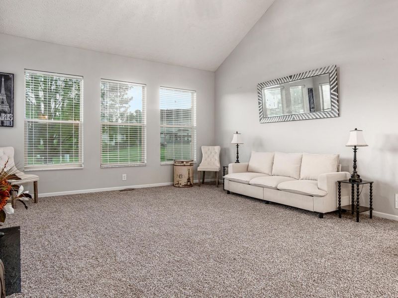 676 Theron Court, Pickerington, OH 43147 Photo 12
