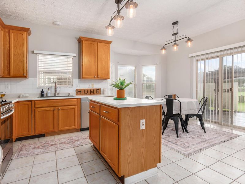 676 Theron Court, Pickerington, OH 43147 Photo 17