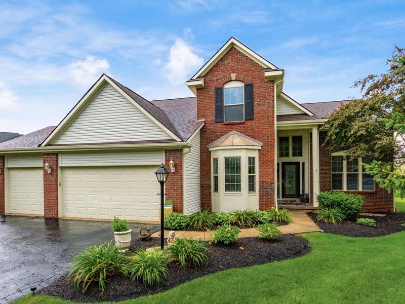 676 Theron Court, Pickerington, OH 43147 Photo 2