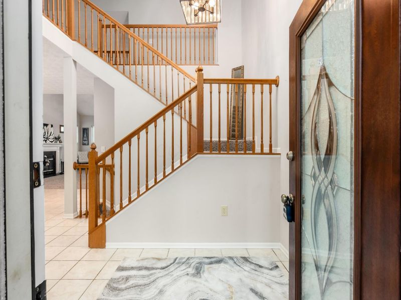 676 Theron Court, Pickerington, OH 43147 Photo 4