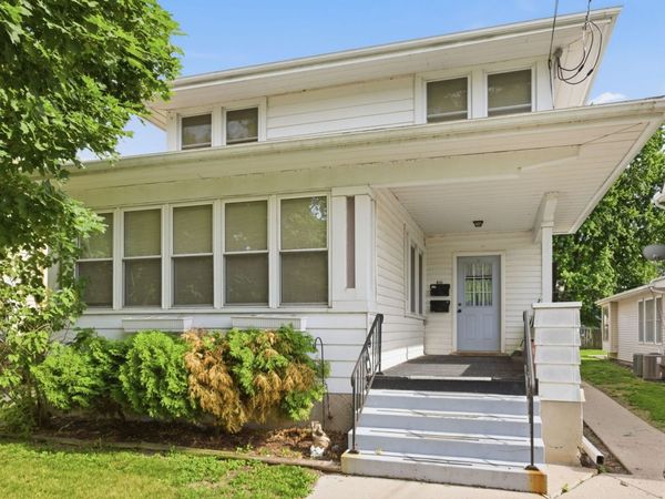 611 Webster Street, Ottawa, IL 61350