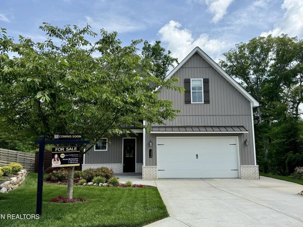 1226 Belle Pond Ave, Knoxville, TN 37932