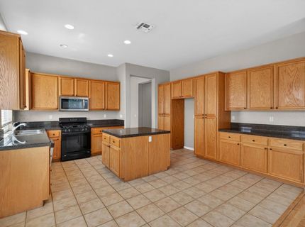 8161 Grisham Way, Elk Grove, CA 95758 Photo