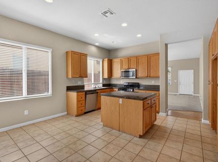 8161 Grisham Way, Elk Grove, CA 95758 Photo