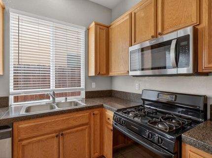 8161 Grisham Way, Elk Grove, CA 95758 Photo