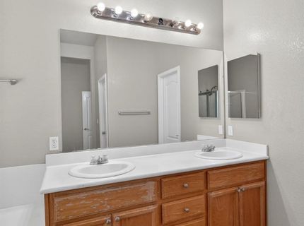 8161 Grisham Way, Elk Grove, CA 95758 Photo