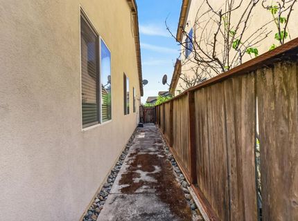 8161 Grisham Way, Elk Grove, CA 95758 Photo