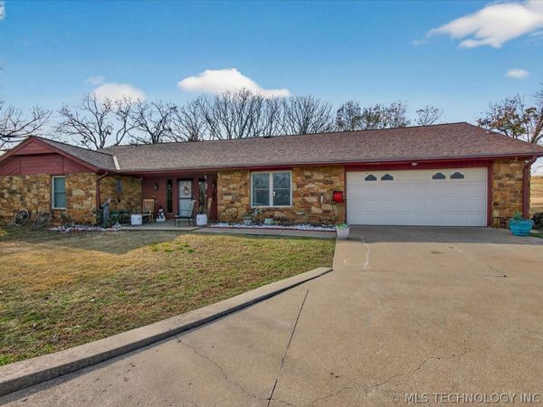 1127 5205 Road , Pawhuska, OK 74056