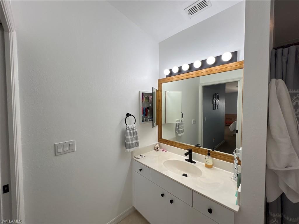 20068 Lake Vista Cir N, Unit 2D, Lehigh Acres, FL 33936 Photo