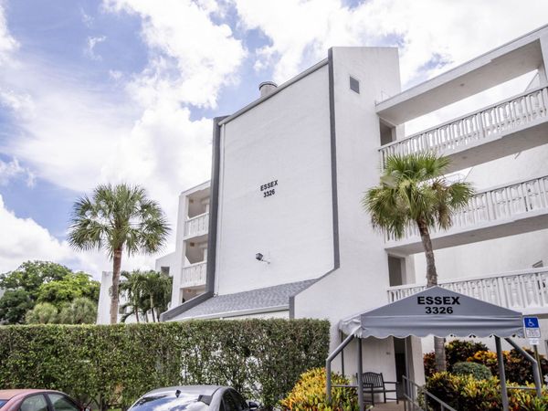 3326 Arcara Way, Unit 104, Lake Worth, FL 33467
