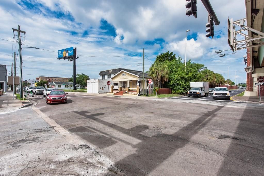 1406 N Howard Avenue, Tampa, FL 33607 Photo