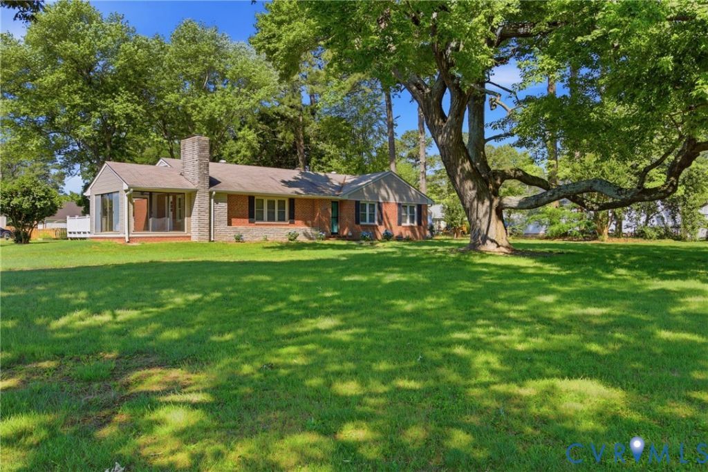 8127 Atlee Road Mechanicsville, VA 23111
