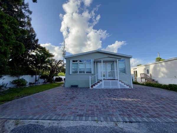 4311 Okeechobee Boulevard, Unit 95, West Palm Beach, FL 33409