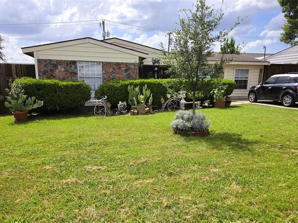 13973 Bee Street, Farmers Branch, TX 75234