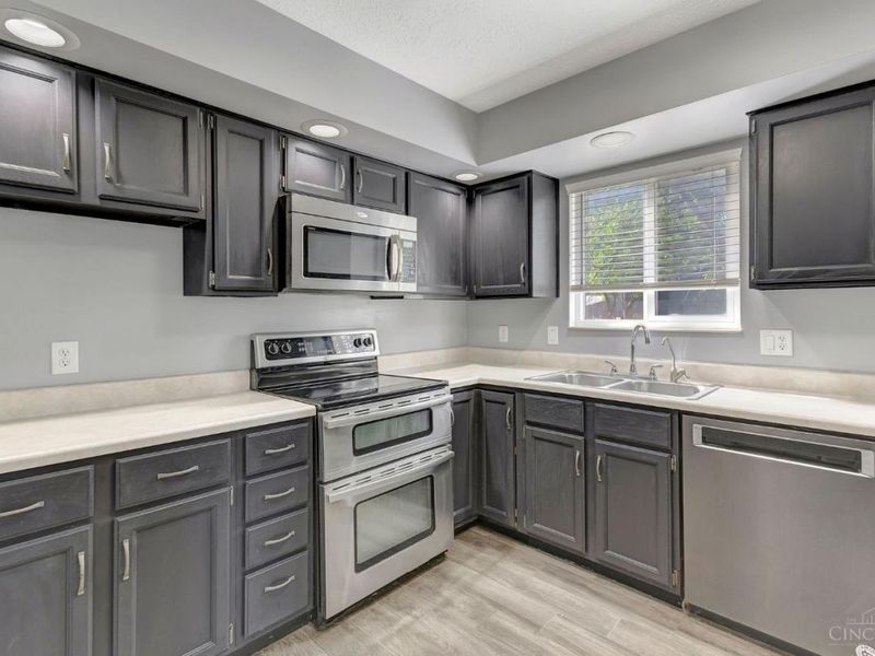 5736 Forge Bridge Drive, West Chester, OH 45069 Photo 13