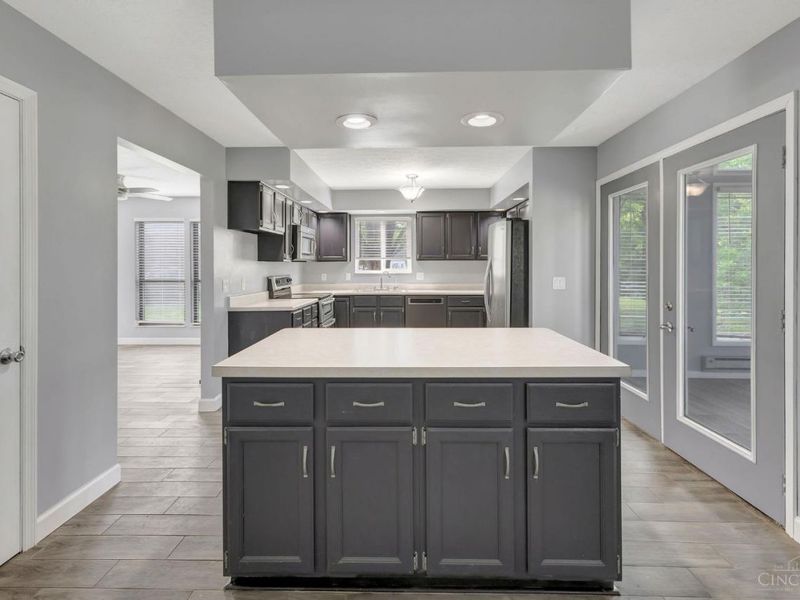 5736 Forge Bridge Drive, West Chester, OH 45069 Photo 18