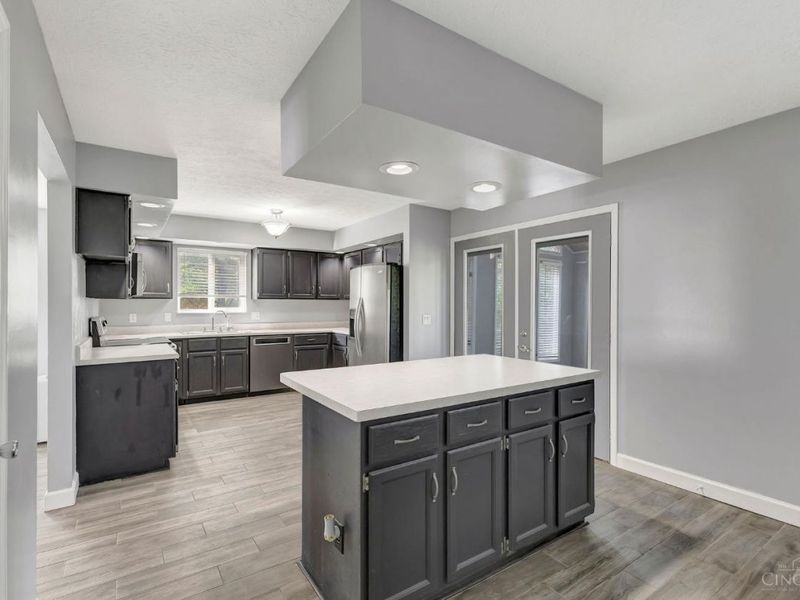 5736 Forge Bridge Drive, West Chester, OH 45069 Photo 19