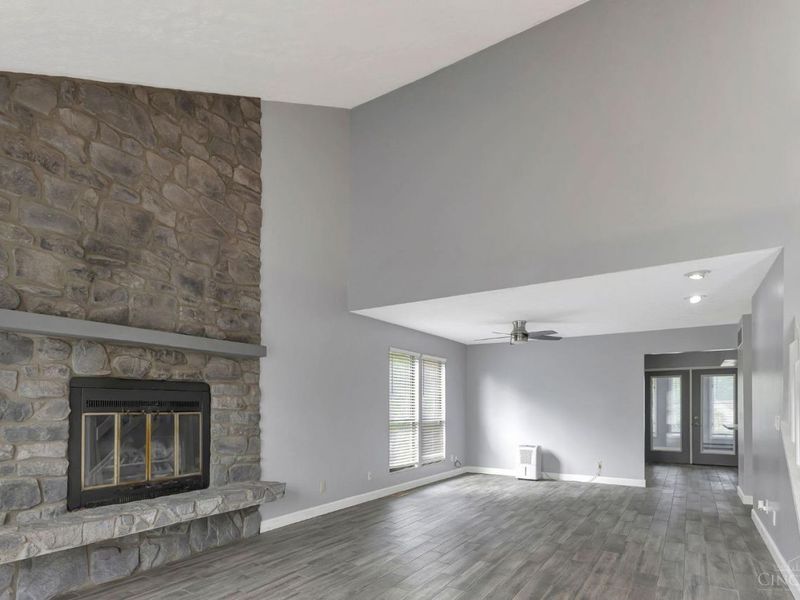 5736 Forge Bridge Drive, West Chester, OH 45069 Photo 4