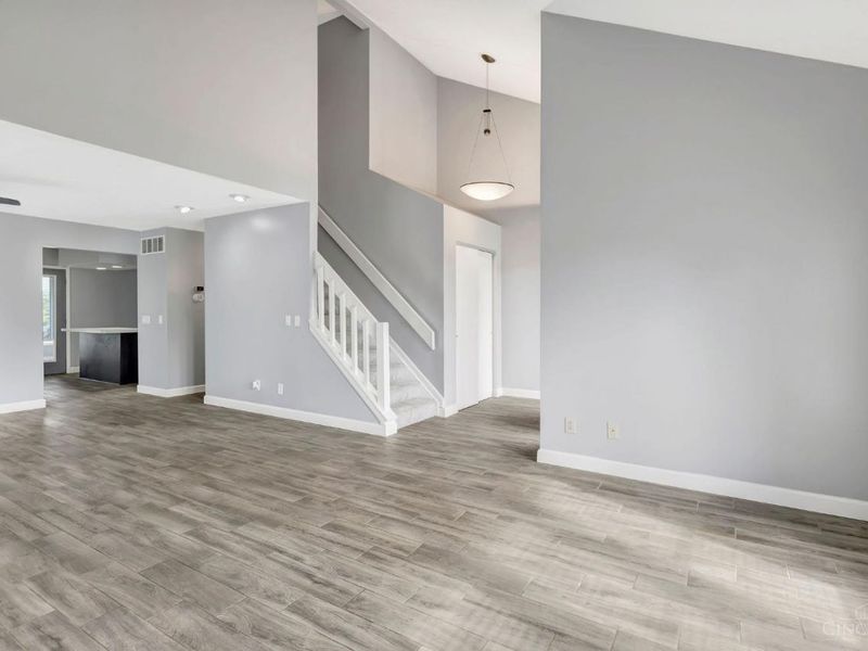 5736 Forge Bridge Drive, West Chester, OH 45069 Photo 7