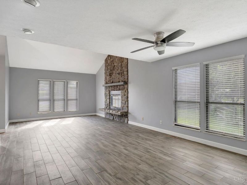 5736 Forge Bridge Drive, West Chester, OH 45069 Photo 8