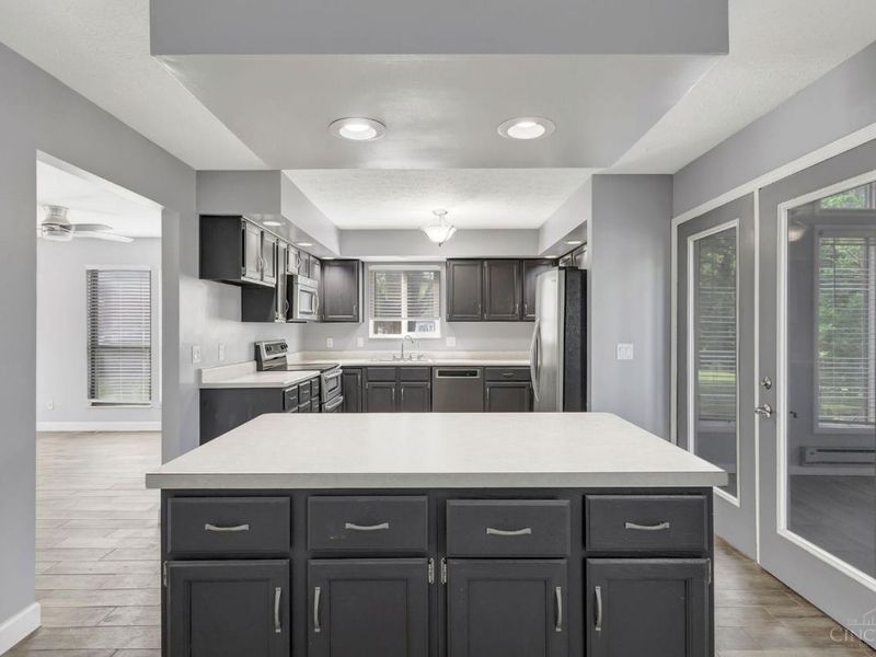 5736 Forge Bridge Drive, West Chester, OH 45069 Photo 9