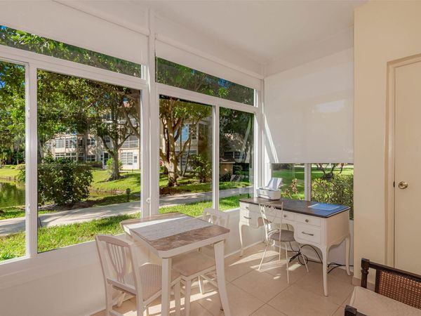 3431 NW 50th Avenue, Unit 104, Lauderdale Lakes, FL 33319